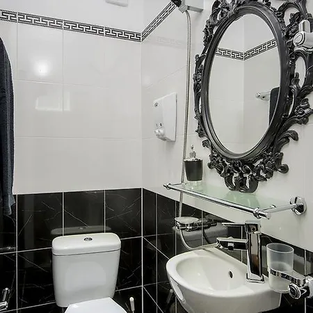 Penthouse Suites Appartement *