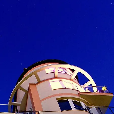 Apartment Penthouse Suites